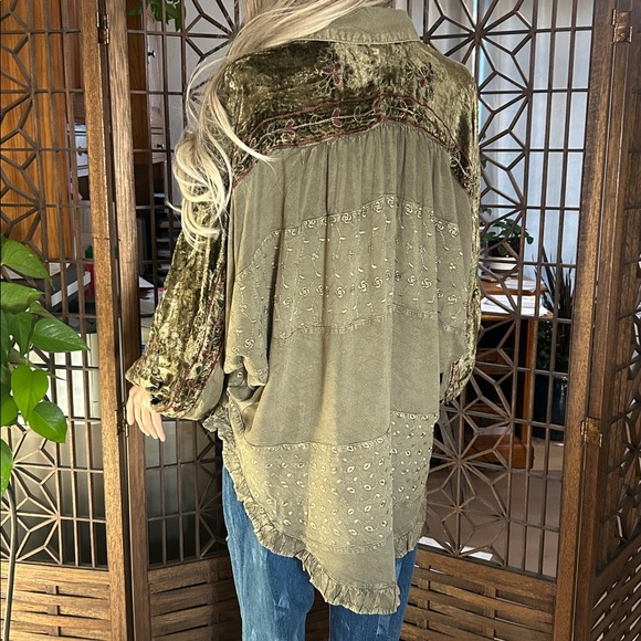 Young Threads Tops - YOUNG THREADS BOHEMIAN STONE WASHED RAGLAN SLEEVE TOP